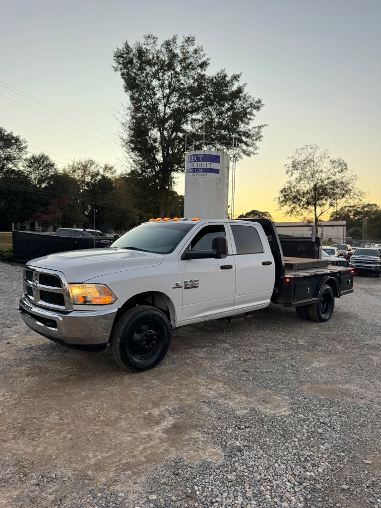 2018 RAM Ram 3500 Chassis Cab Tradesman's photo