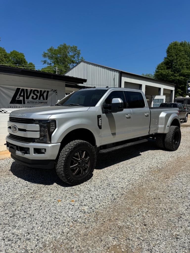 2017 Ford F-350 Super Duty Lariat